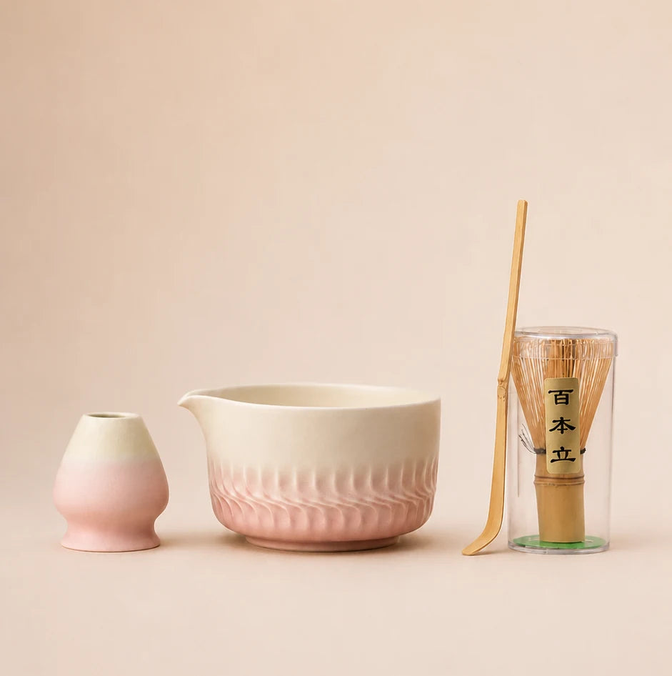Kit matcha Genpu rose dégradé - bol verseur pastel avec support assorti et chasen