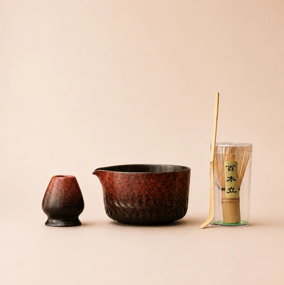 Kit matcha Genpu rouge ancien - bol verseur moucheté avec support assorti et chasen