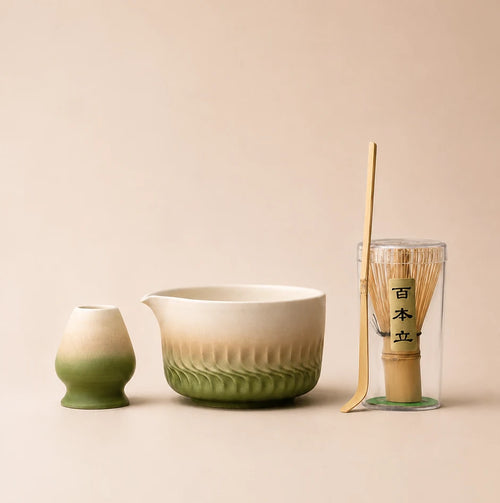 Kit matcha Genpu vert dégradé - bol verseur crème et vert avec support assorti