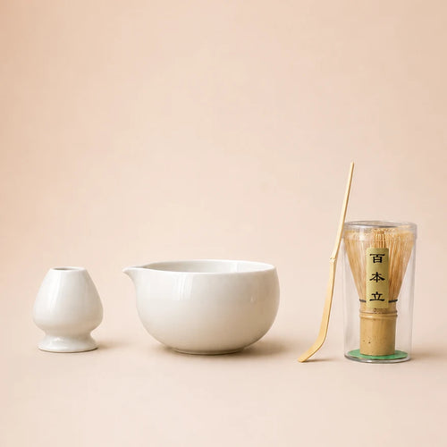 Kit matcha Haku blanc ivoire - bol verseur en céramique de Dehua avec chasen