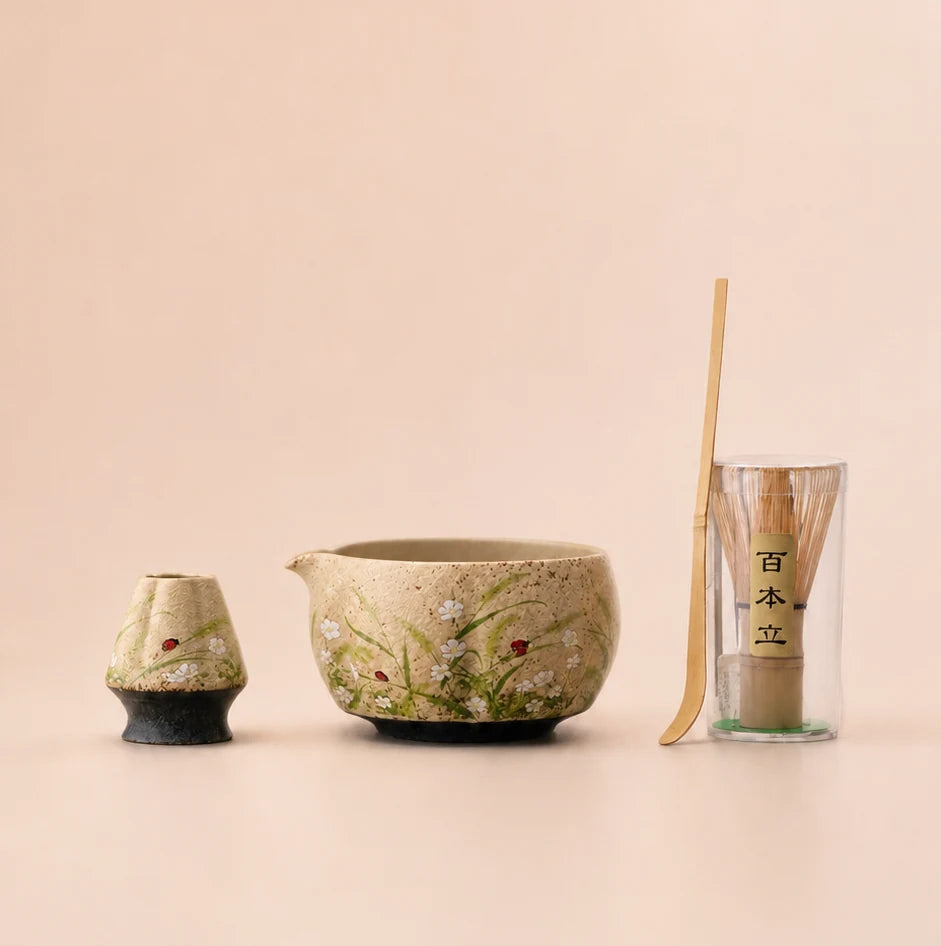 Kit matcha Hanami herbes sauvages - bol verseur à décor floral avec support assorti